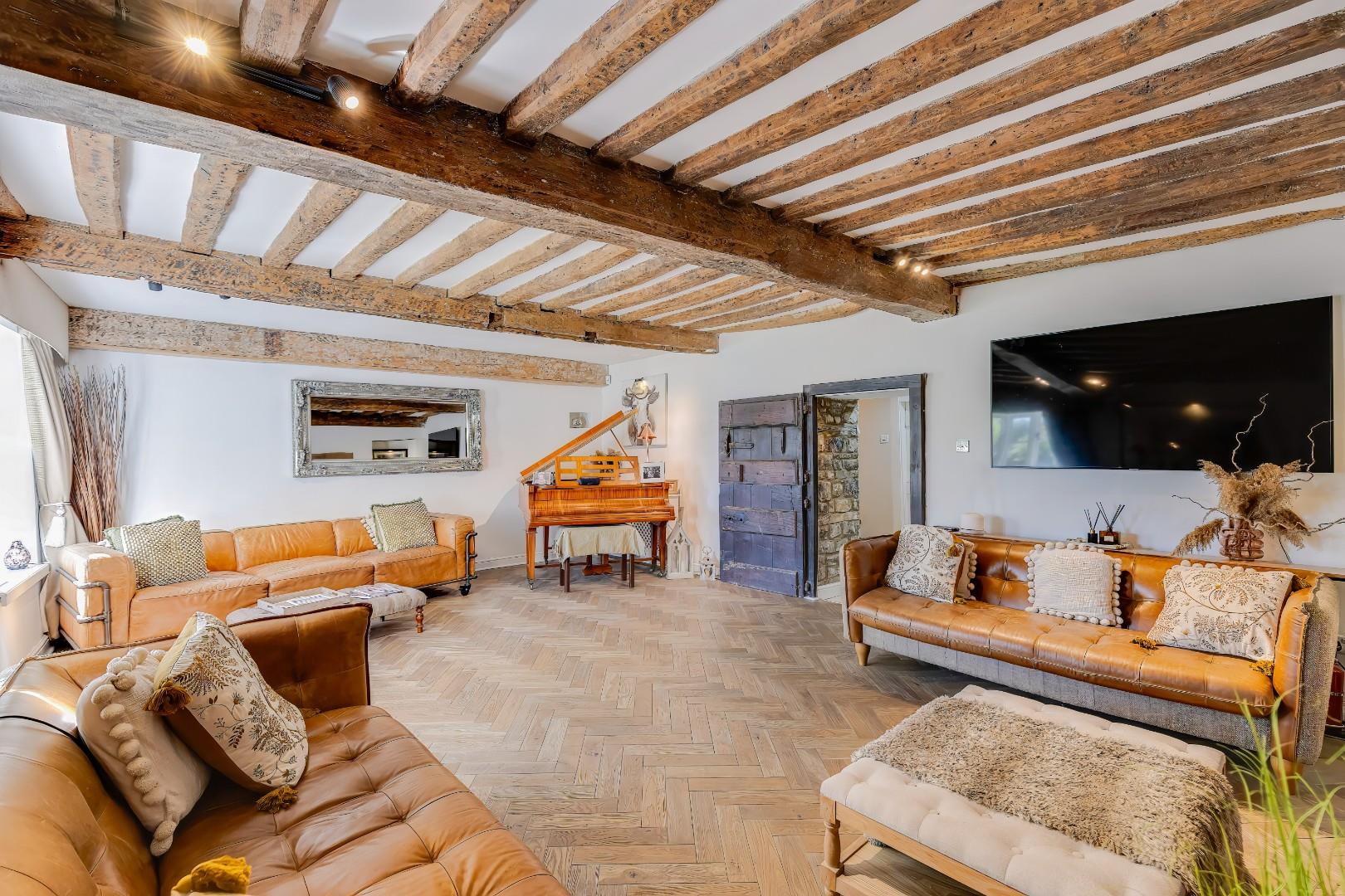 Upper Porthkerry Farm, Porthkerry Road, Rhoose, CF62 3BX
